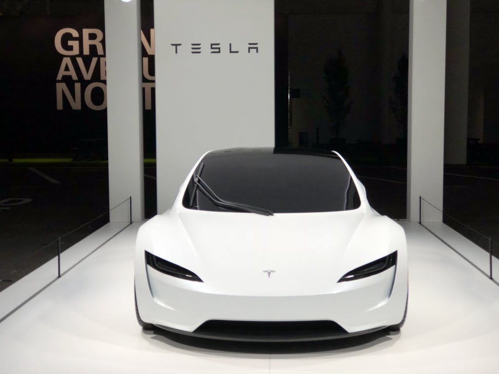 Tesla-white-roadster-2.jpeg
